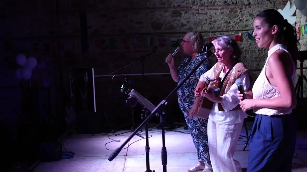 Chanson Paloma Ausente du groupe NexoTrio