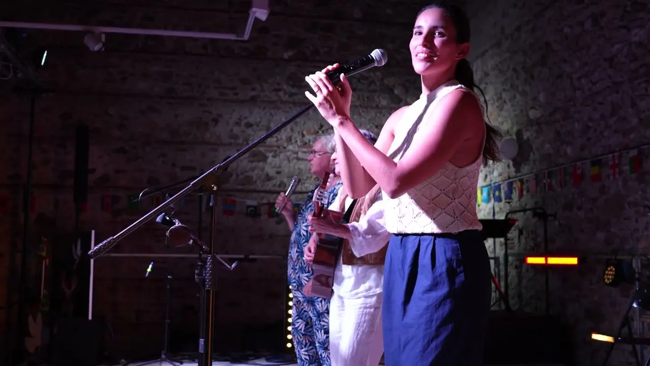 Chanson Über den Wolken du groupe NexoTrio